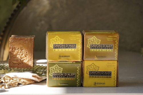 savon alep vaincre acné naturellement-min savon alep vaincre acné naturellement-min